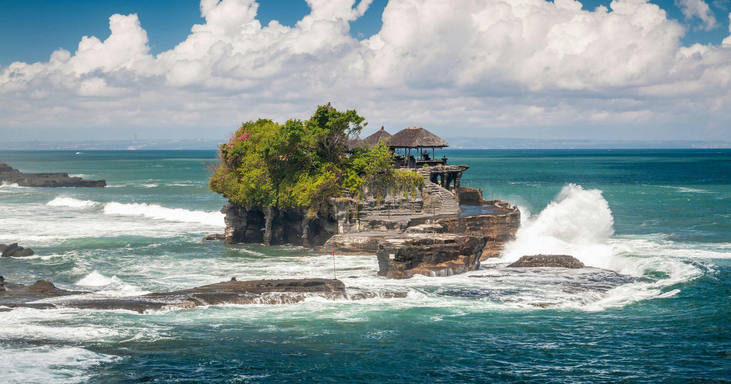 Tanah Lot Temple (Sunset Views)